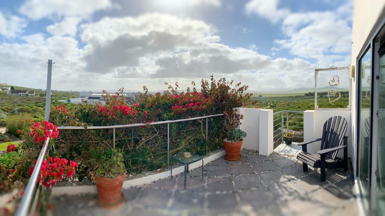 Farr Out Guest House Paternoster Exterior foto
