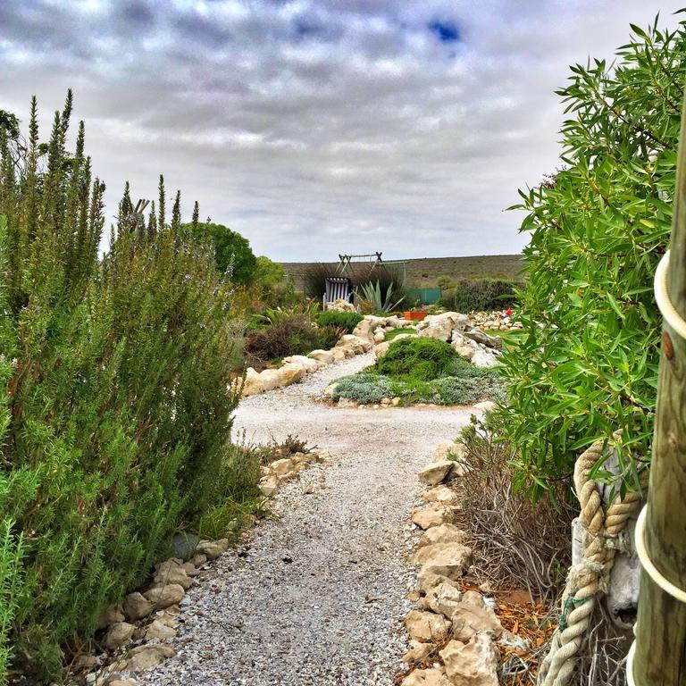 Farr Out Guest House Paternoster Exterior foto