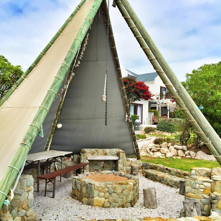 Farr Out Guest House Paternoster Exterior foto