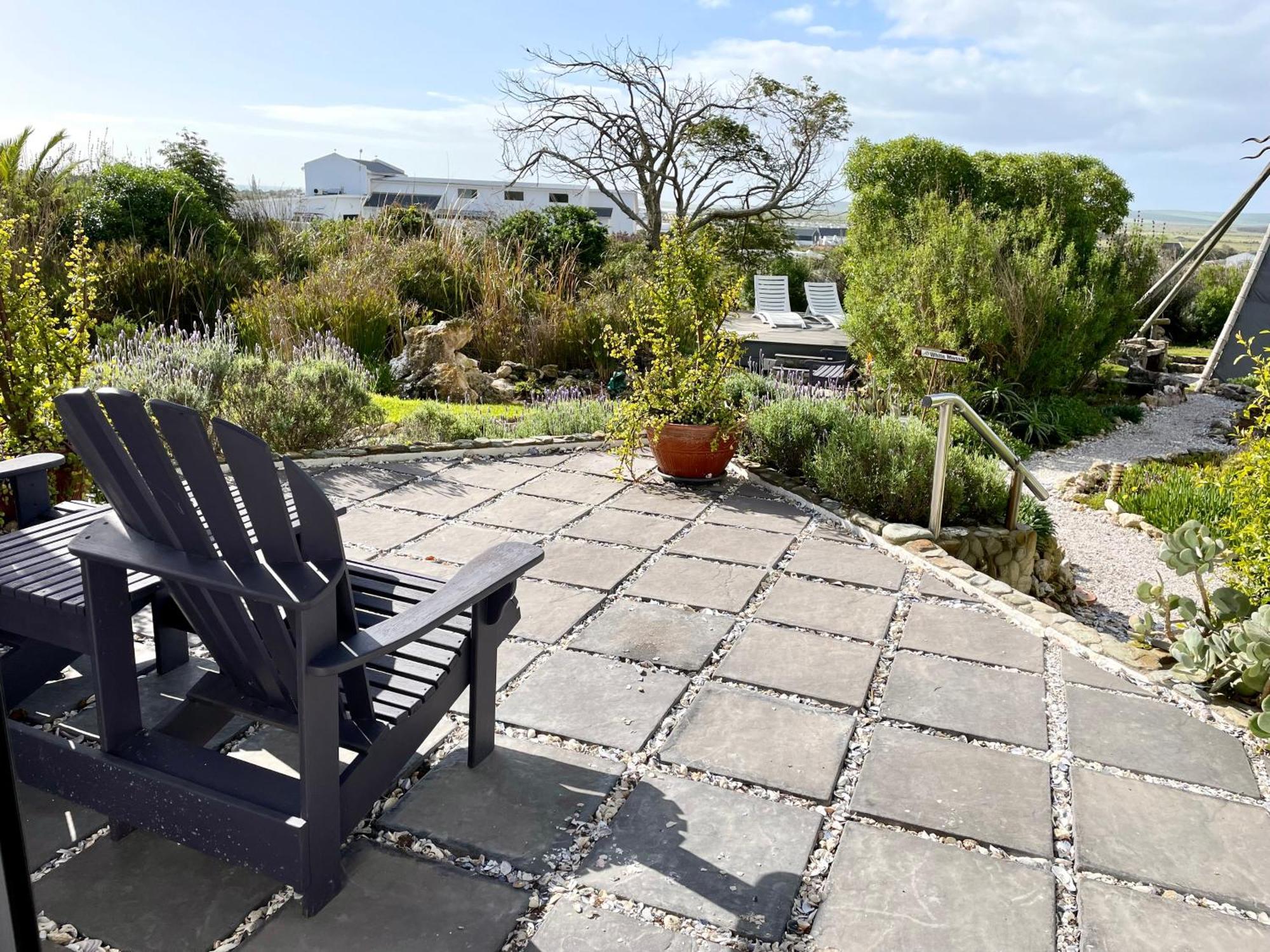 Farr Out Guest House Paternoster Exterior foto